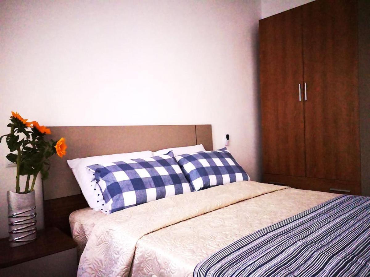 3 Bedroom 150 M From The Beach Торрев'єха Екстер'єр фото